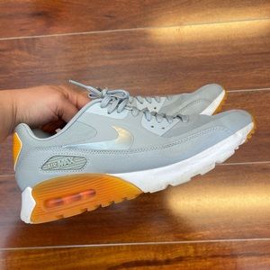 Nike Air Max Sneakers